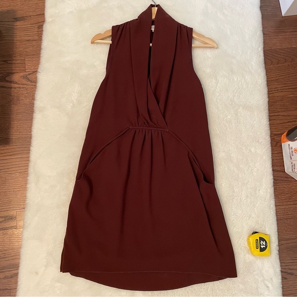 Aritzia Wilfred Sabine dress, brown/purple (burgundy). Women size XS - Picture 3 of 4
